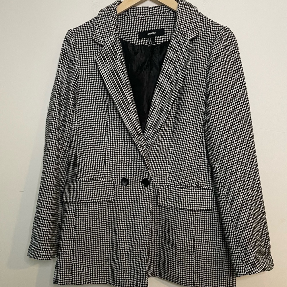 Forever 21 Houndstooth Gingham Button Blazer Jacket - Medium